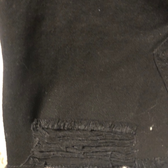 Distressed mini skirt - Picture 4 of 6